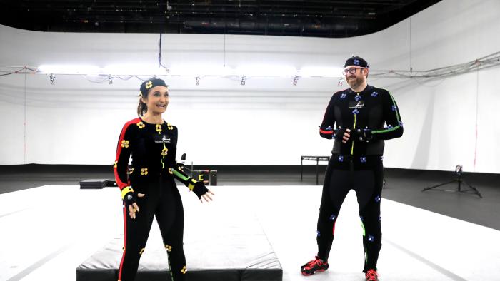 LOS ANGELES-CA-JULY 15, 2022: LA Times reporter Todd Martens, right, participates in a House of Moves motion capture demo with video game actor Anjali Bhimani at Jim Henson Studio in Los Angeles on Friday, July 15, 2022. (Christina House / Los Angeles Times via Getty Images)