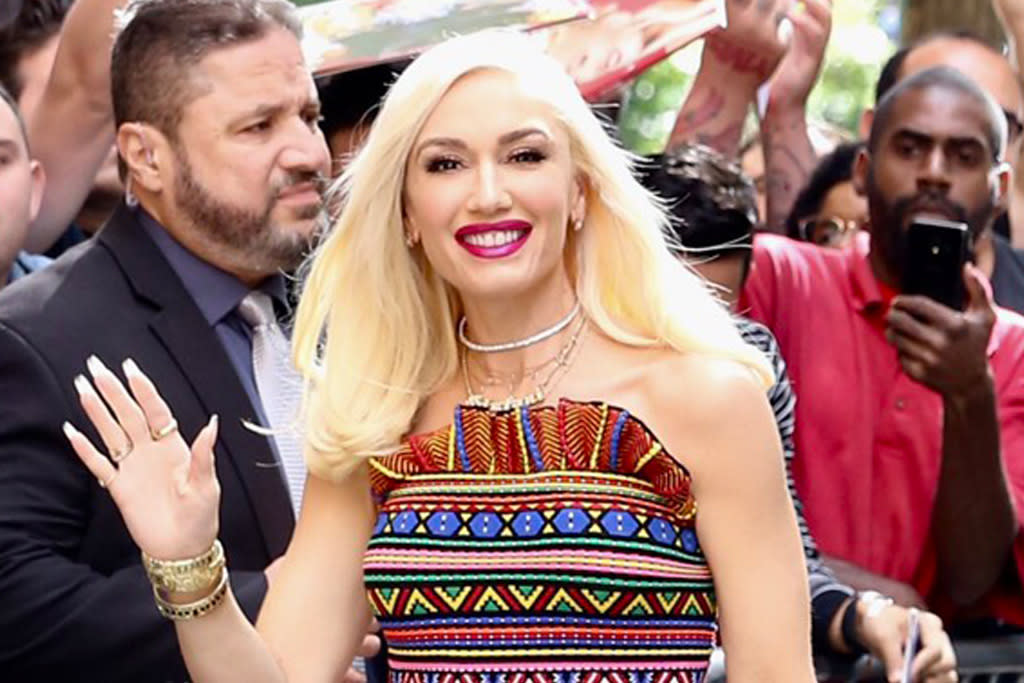 Gwen Stefani masters the thigh trend in skinny jeans and a denim bustier