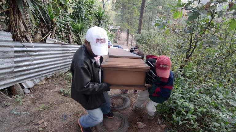 cinco personas acribilladas durante velatorio en honduras