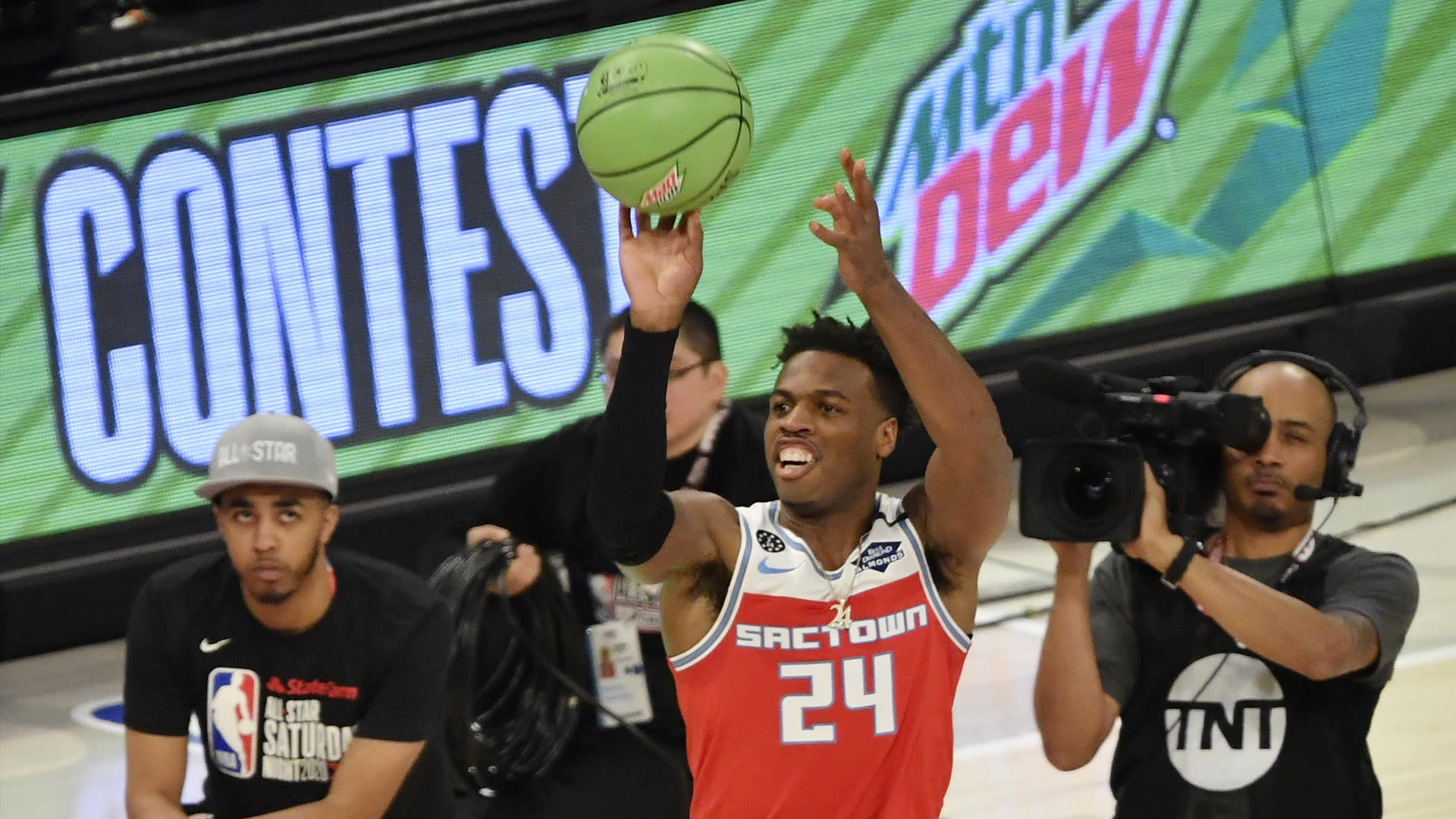 Kings' Buddy Hield wins first NBA 3-Point Contest title on ...