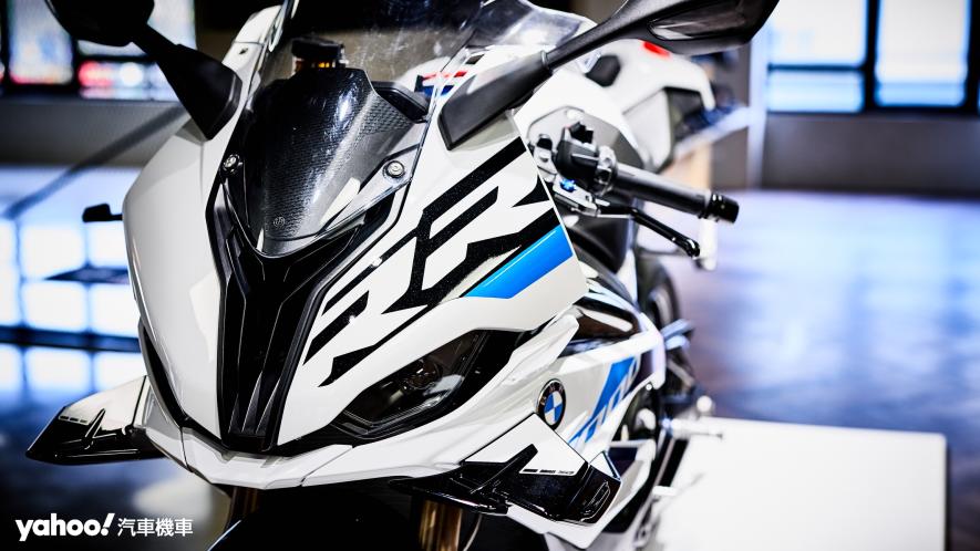 近年已成為顯學的空氣力學套件在2023年式BMW S1000RR成為標準配備。 - 3