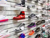 5 Shoes & Retail Apparel Stocks to Watch Amid Inflation-Led Turmoils