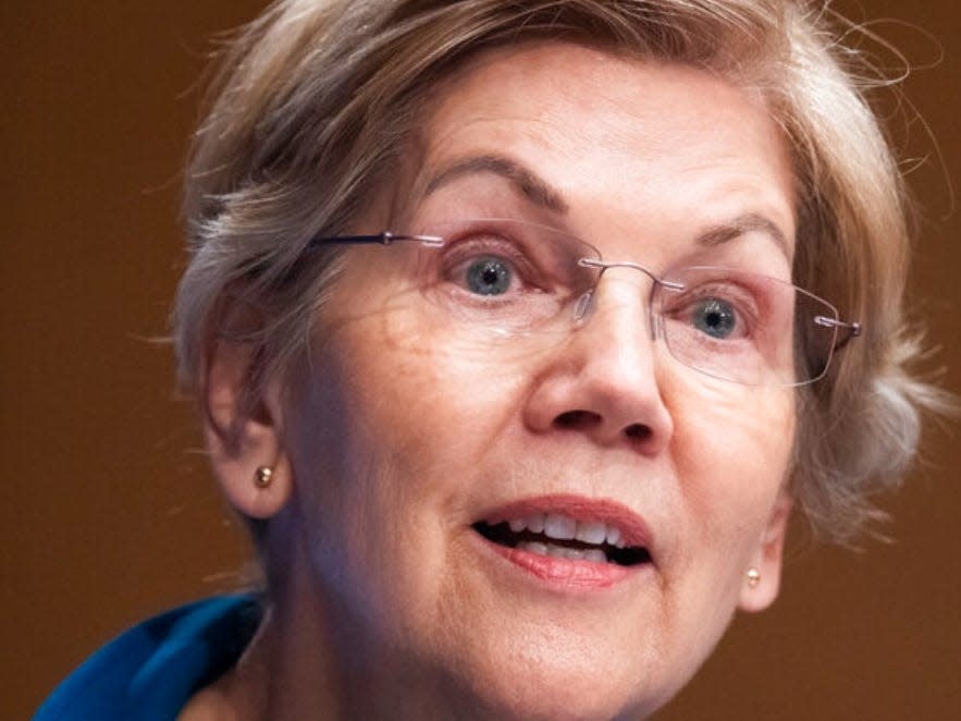 Bernie Sanders, Elizabeth Warren, and other Democrats want to pay retirees an ad..