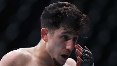 Yahoo Sports - At UFC 302 on Saturday, the new gloves finally made their fighting debut. Any hope that they would lower the frequency of eye pokes seemed to get dashed during the very first fight of