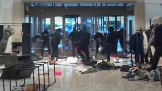 Nordstrom Westfield Topanga Mall is ransacked by gang of FIFTY