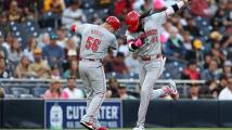 Elly De La Cruz's solo home run (8)