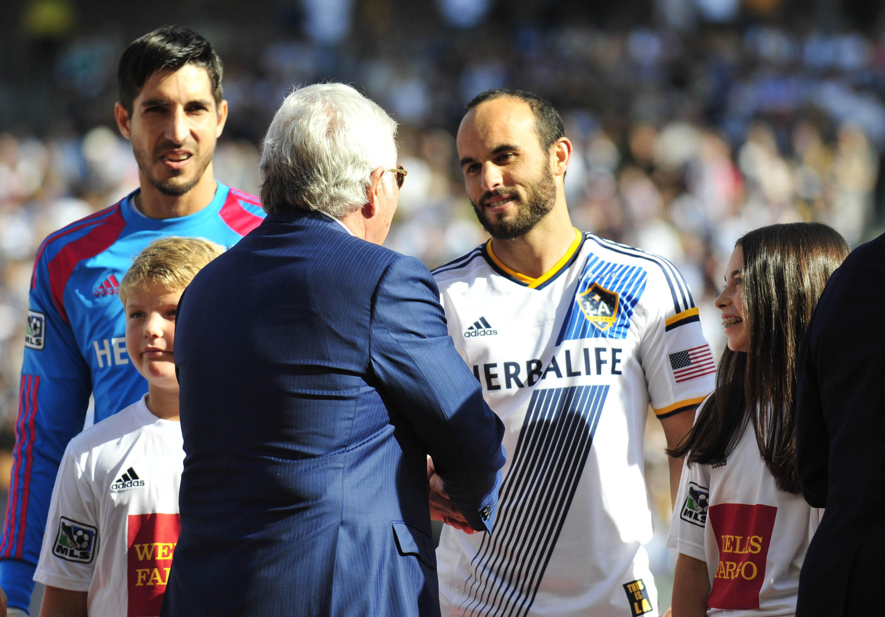 landon donovan la galaxy jersey