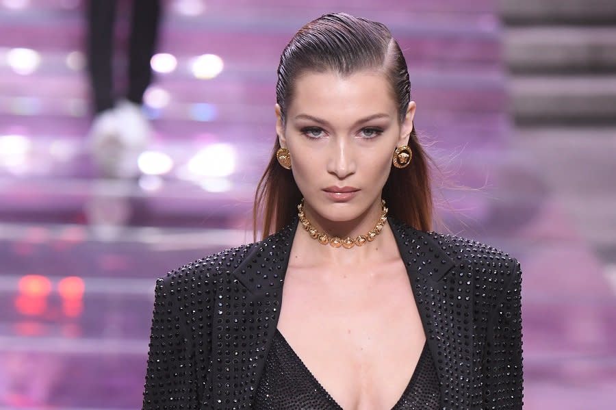 Bella Hadid Just Went Even Blonder And She Could Be Gigis Twin