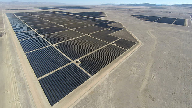 The world's largest solar power plant is now up and running