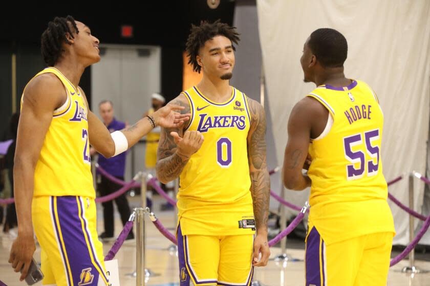 Jalen Hood-Schifino catches Lakers' attention on first day of camp