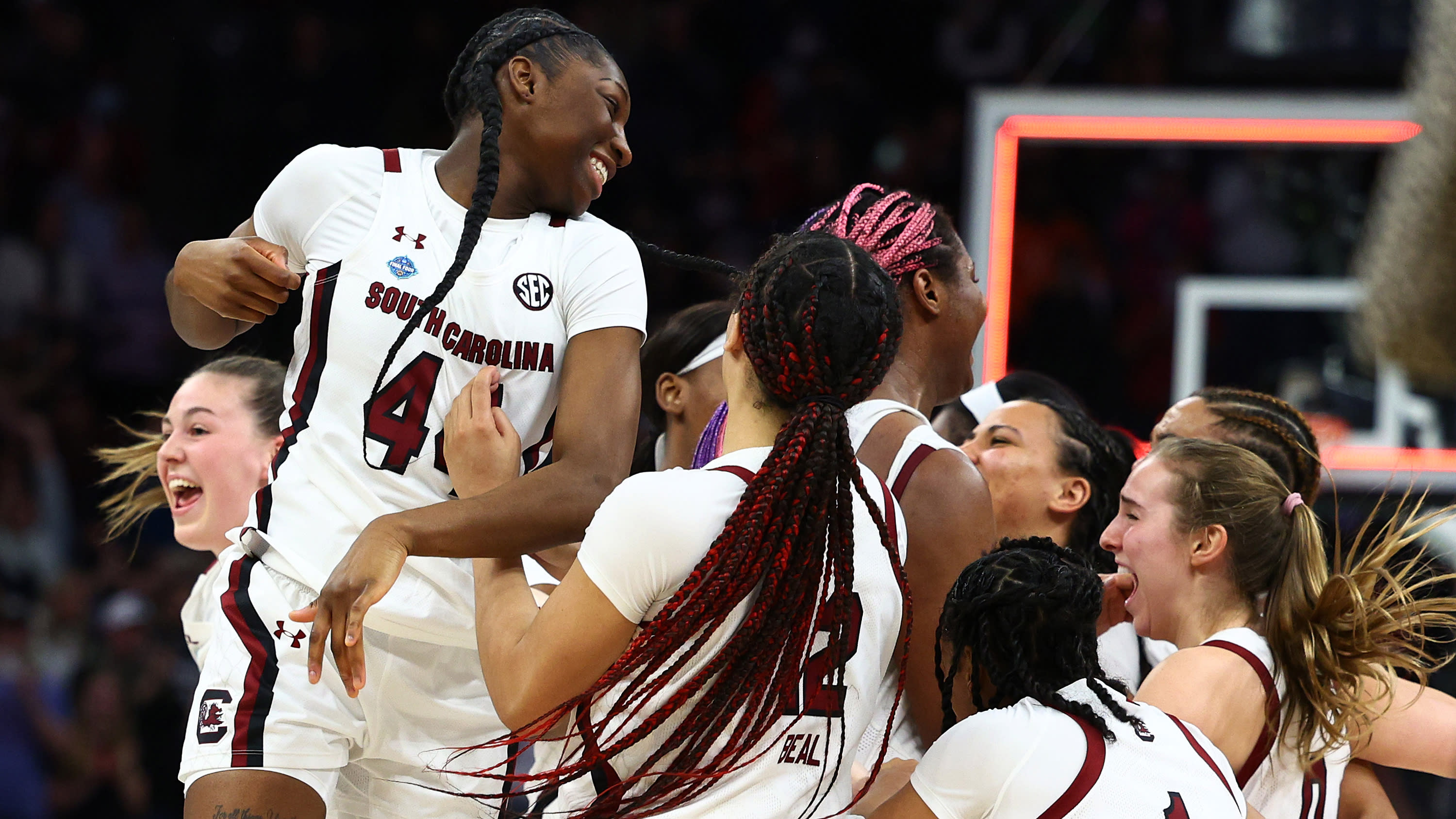 South Carolina's Dawn Staley coaches game in Eagles jersey