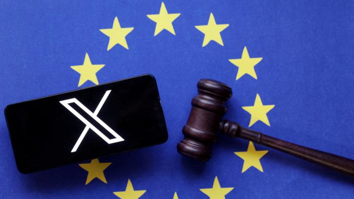 FILE PHOTO: X logo, EU flag and Judge gavel are seen in this illustration taken, August 6, 2024. REUTERS/Dado Ruvic/Illustration/File Photo