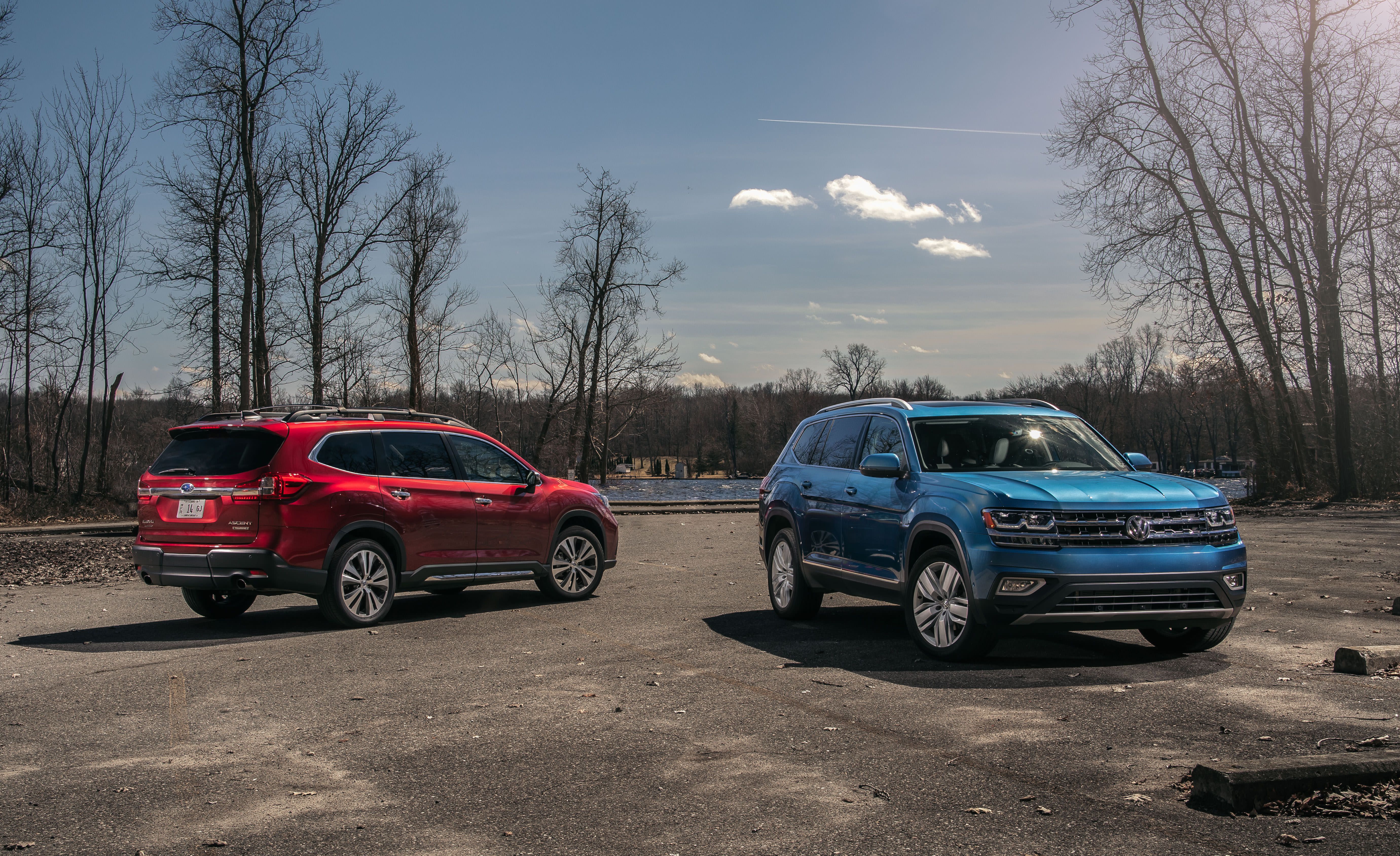 2019 Subaru Ascent vs 2019 Volkswagen Atlas Photos