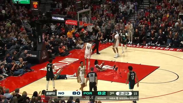 Damian Lillard with an and one vs the New Orleans Pelicans