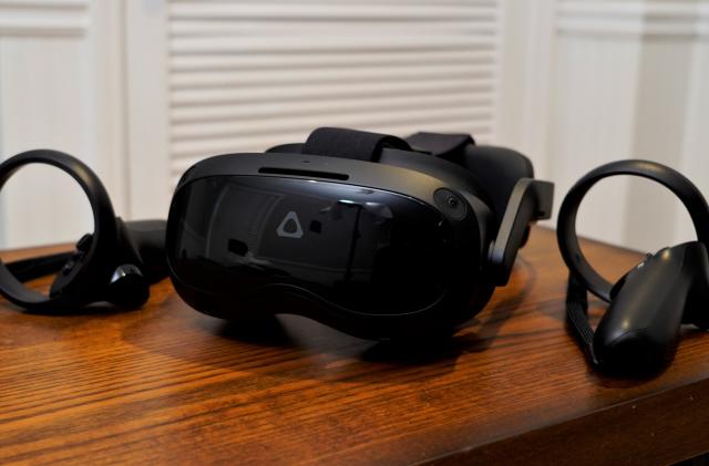 HTC Vive Focus 3