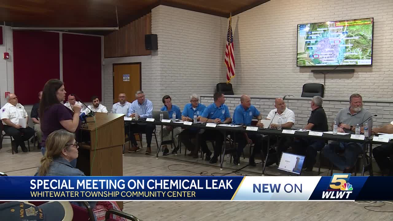 Multiple agencies take questions from public after Whitewater Township chemical leak