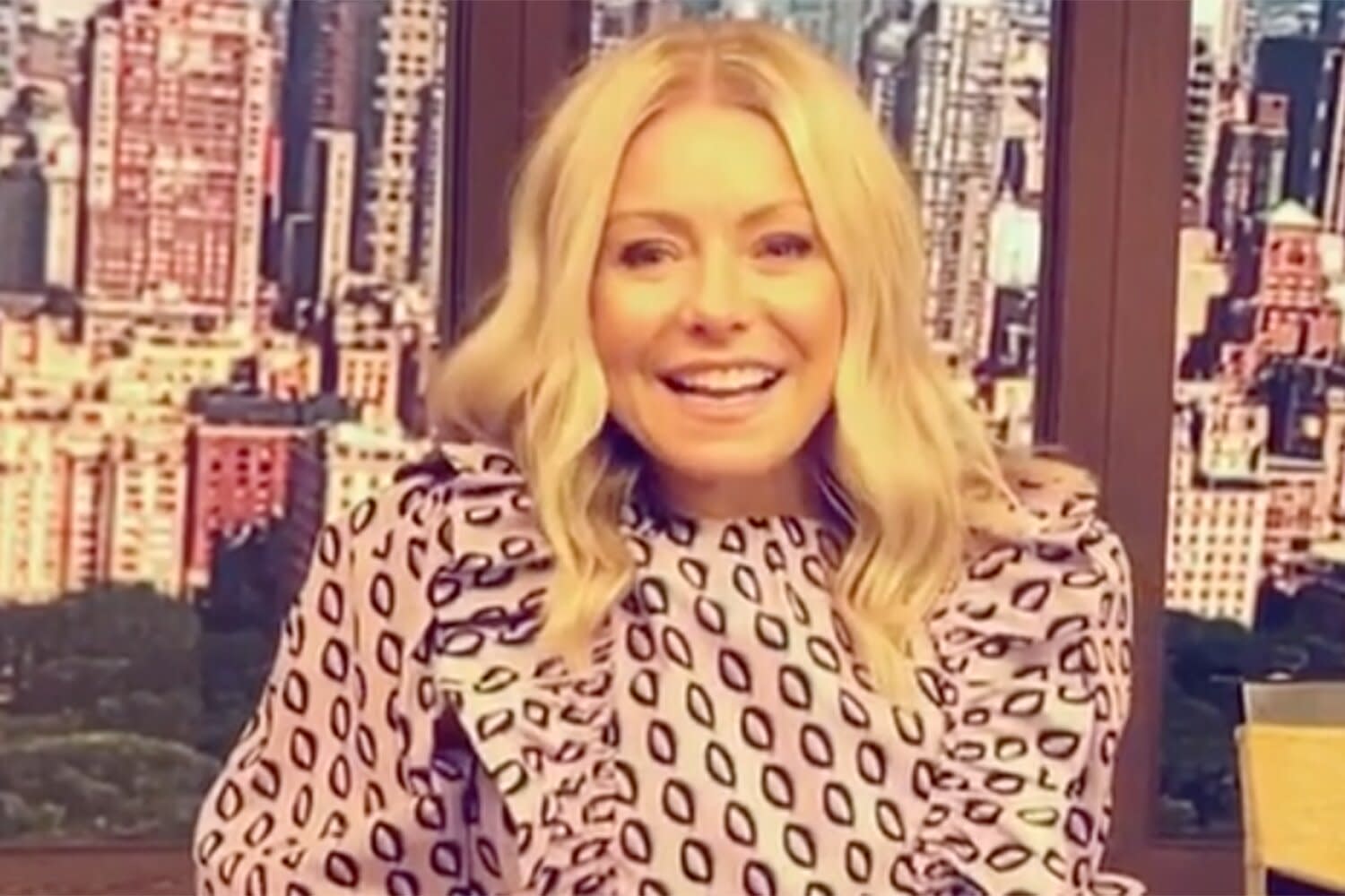 4. Kelly Ripa's Blue Hair Color: The Inspiration Behind the Look - wide 4