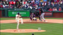 WATCH: Eloy Jiménez hits a two-run home run in 1st inning to give White Sox lead