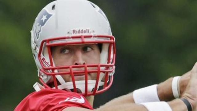 Fans Speak Out As Patriots Tap Tebow 