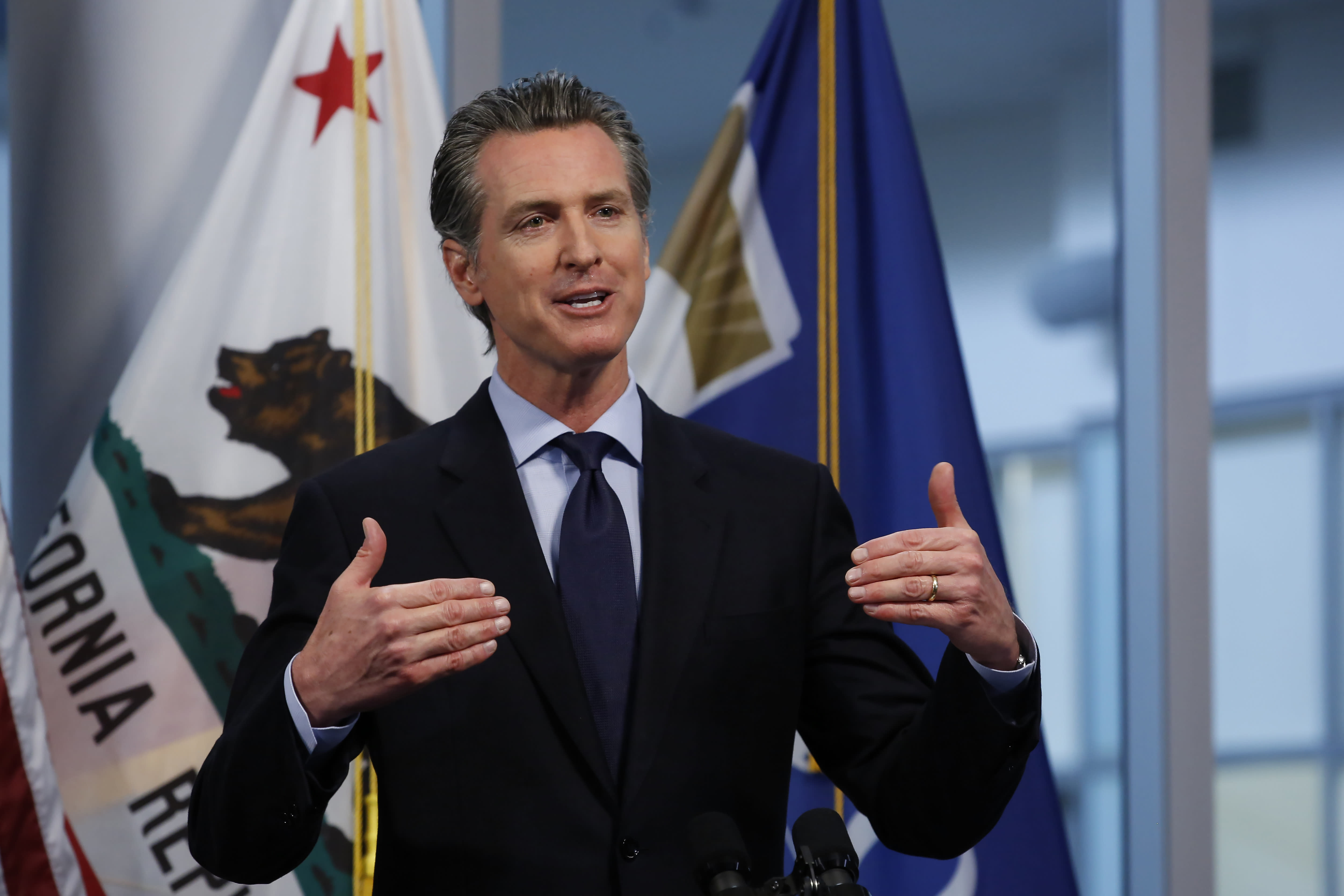 California governor encouraged by drop in ICU placements