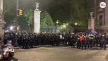 Police descend on occupied building at Columbia in New York City