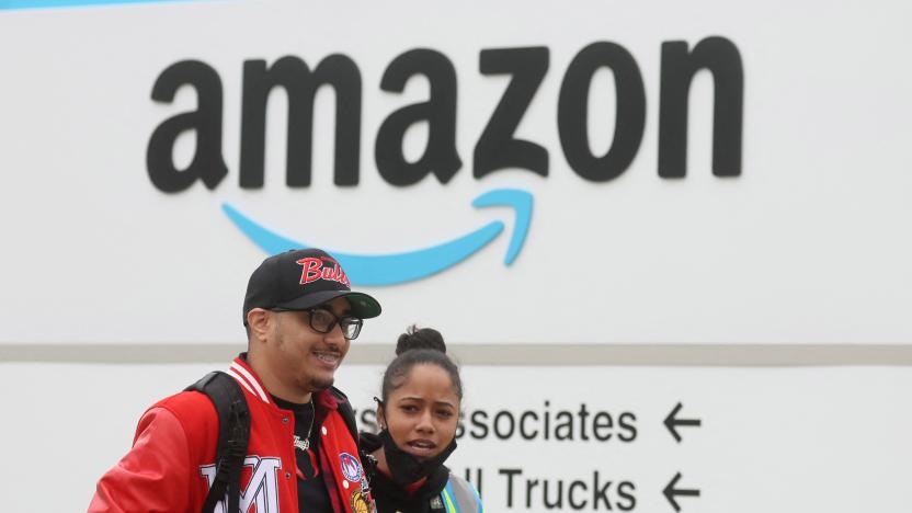 Amazon workers walk outside Amazon’s LDJ5 sortation center, as employees begin voting to unionize a second warehouse in the Staten Island borough of New York City, U.S. April 25, 2022. REUTERS/Brendan McDermid.