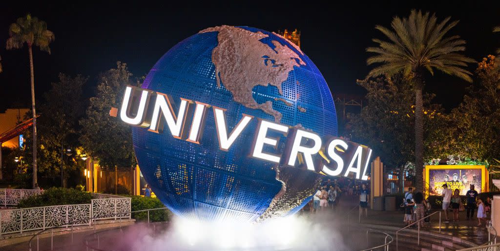 Universal Studios Extends Closures Through the End of May