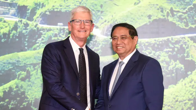 Apple wants to spend more on suppliers in Vietnam