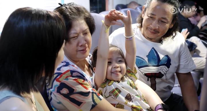 黃澤鋒太太被女兒同學笑年紀大 囡囡反擊