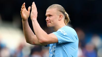 Getty Images - MANCHESTER, ENGLAND - MAY 04: Erling Haaland of Manchester City applauds the supporters at full-time following the Premier League match between Manchester City and Wolverhampton Wanderers at Etihad Stadium on May 04, 2024 in Manchester, England. (Photo by Chris Brunskill/Fantasista/Getty Images)