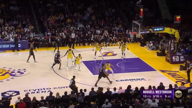 Norman Powell with a 2-pointer vs the Los Angeles Lakers