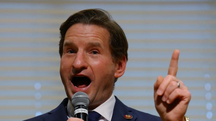 Democratic presidential candidate U.S. Representative Dean Phillips (D-MN) speaks at a campaign town hall meeting in Exeter, New Hampshire, U.S., December 8, 2023.   REUTERS/Brian Snyder