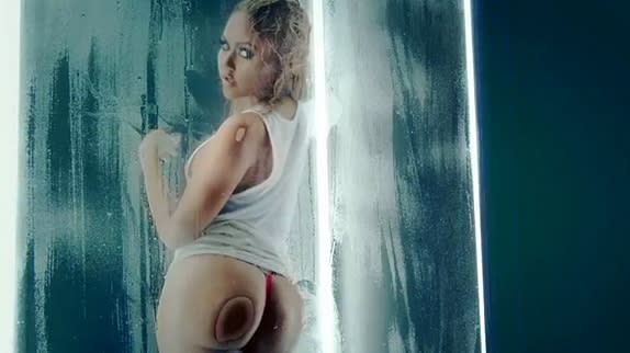 49 Hot Pictures Of Kat DeLuna Will Get You Hot Under Your Collars.