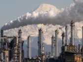 US refiners' profits to fall from last year but margins remain strong