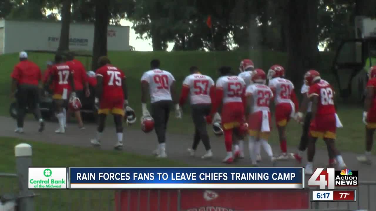 Severe weather rolls through KC Chiefs training camp Saturday, sends fans  home early