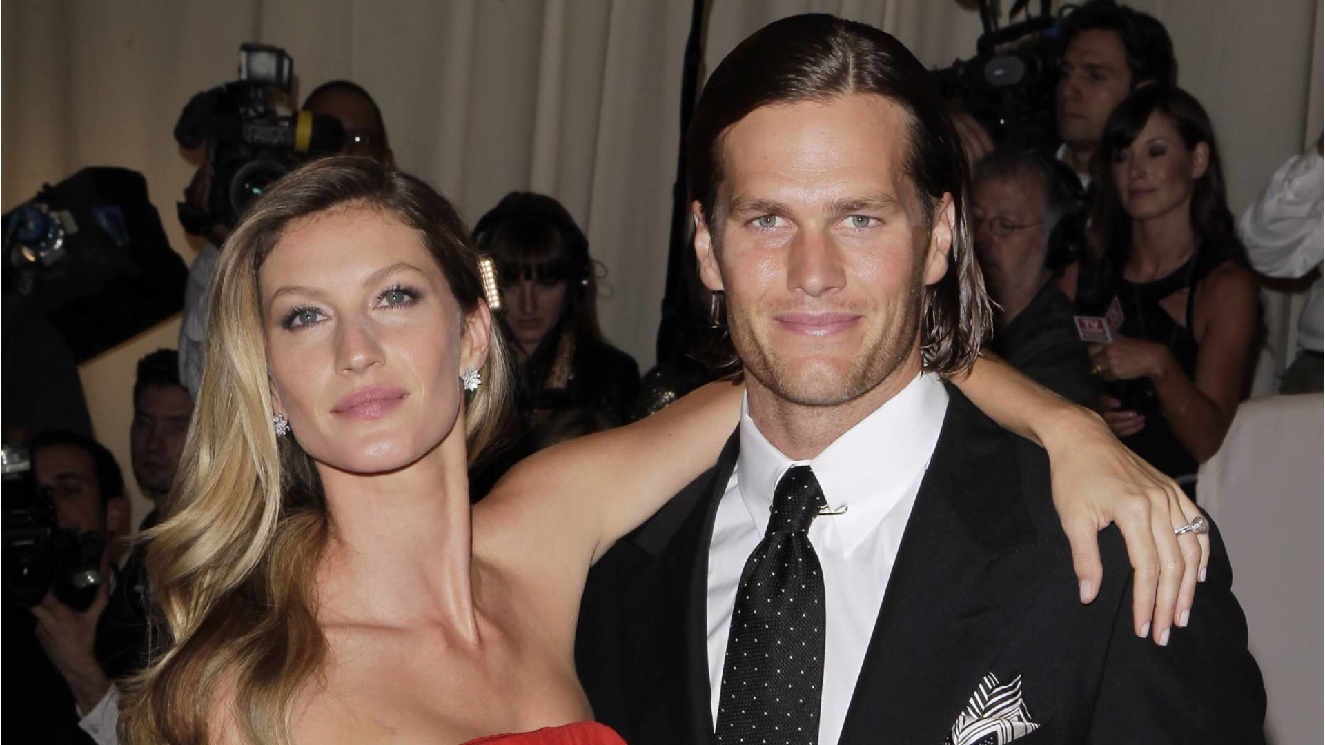 Tom Brady Seen Sans Wedding Ring Amid Gisele Bündchen Marriage