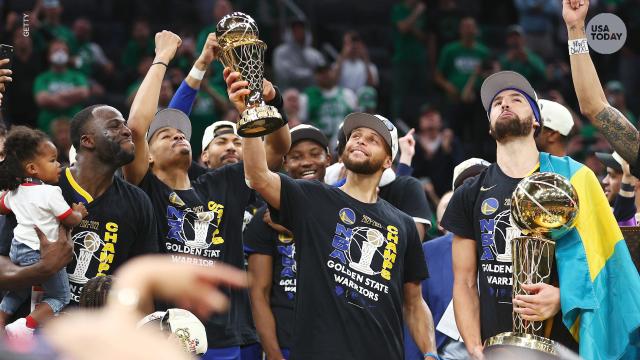 Report: Warriors to host Grizzlies on 2022 Christmas Day