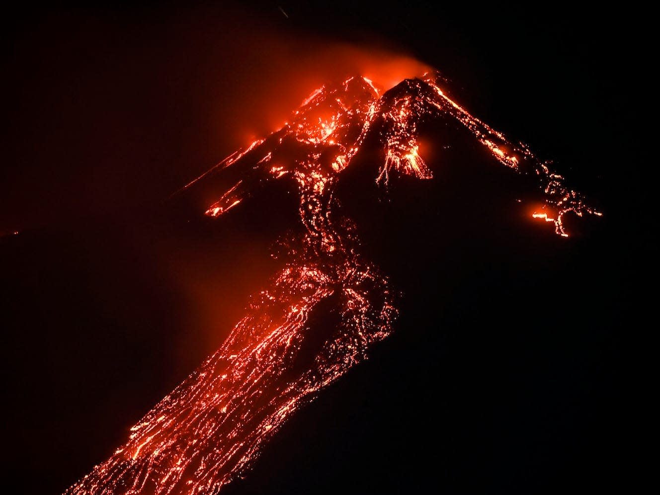 Incredible photos show the dramatic eruption of Mount Etna, the most active volcano in Europe