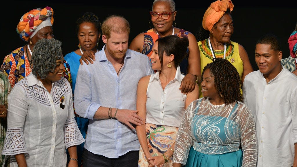 Meghan Markle Wears Sequin Midi Skirt to Women Empowerment Forum