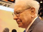 Warren Buffett Is Making a Once-in-a-Generation Bet on 2 Stocks. Should You?