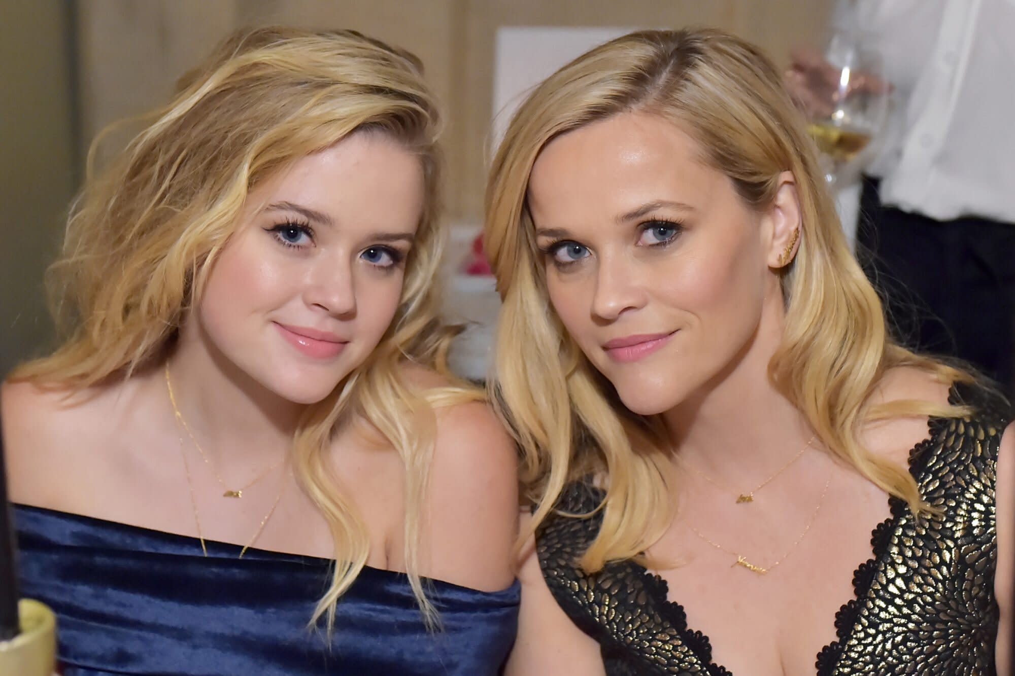 Reese Witherspoon And Daughter Ava Are Actually Twinning In Matching Sweaters