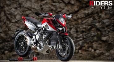 MV AGUSTA RIVALE 800最美麗的異類