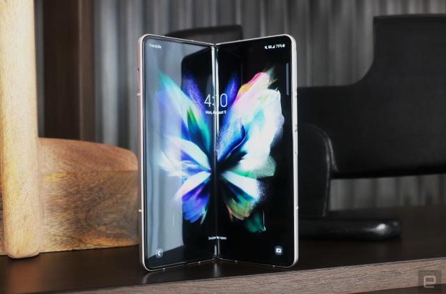 Galaxy Z Fold 3