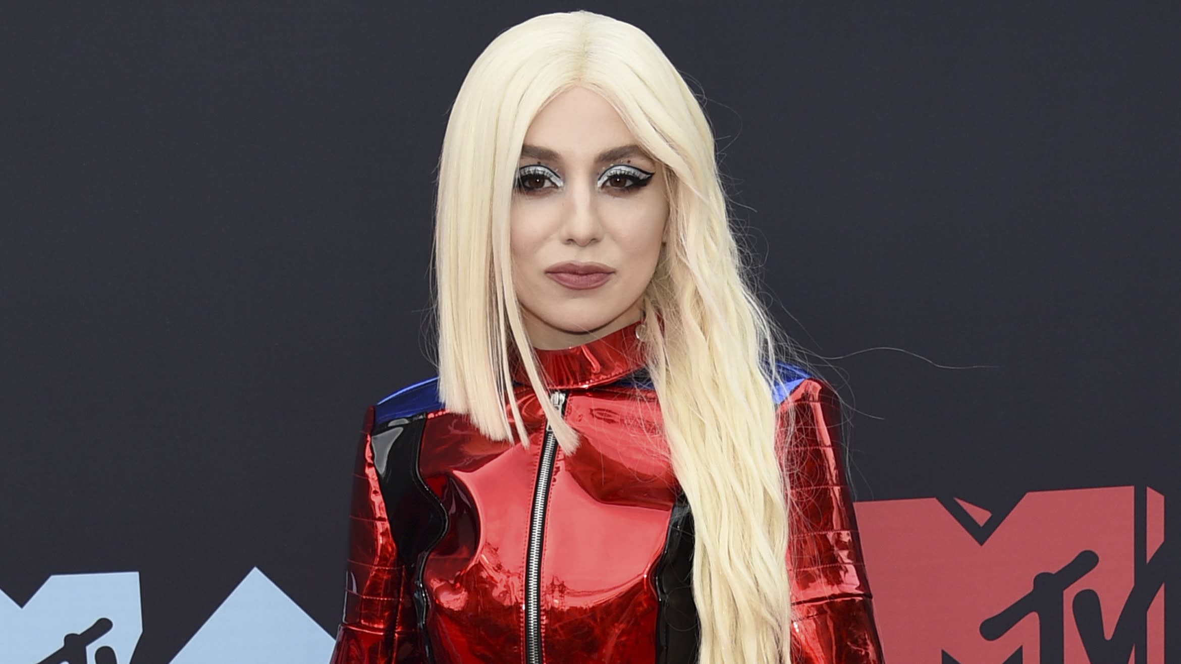 Ava Max To Host Heaven Hell Album Launch Party On Roblox - ava max heaven and hell roblox game