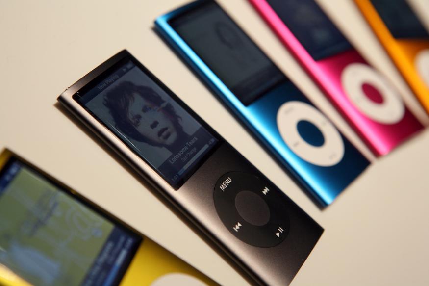 SAN FRANCISCO - SEPTEMBER 09:  The new iPod Nano is displayed during an Apple special event September 9, 2008 in San Francisco, California. Apple CEO Steve Jobs announced a new version of the popular iTunes software new versions of the iPod Nano and Touch.  (Photo by Justin Sullivan/Getty Images)