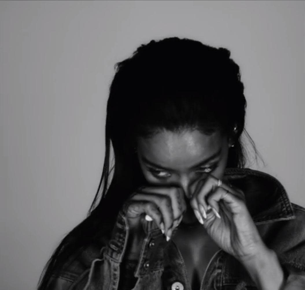 Is Rihanna on the Verge of a Meltdown in 'FourFiveSeconds' Video? [Video]