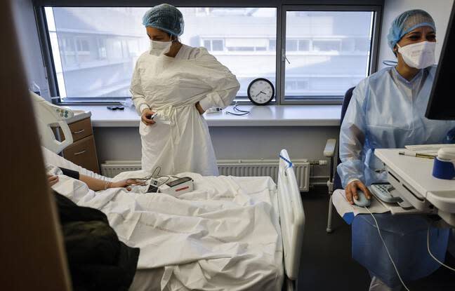 New hospitalizations drop by half in 24 hours