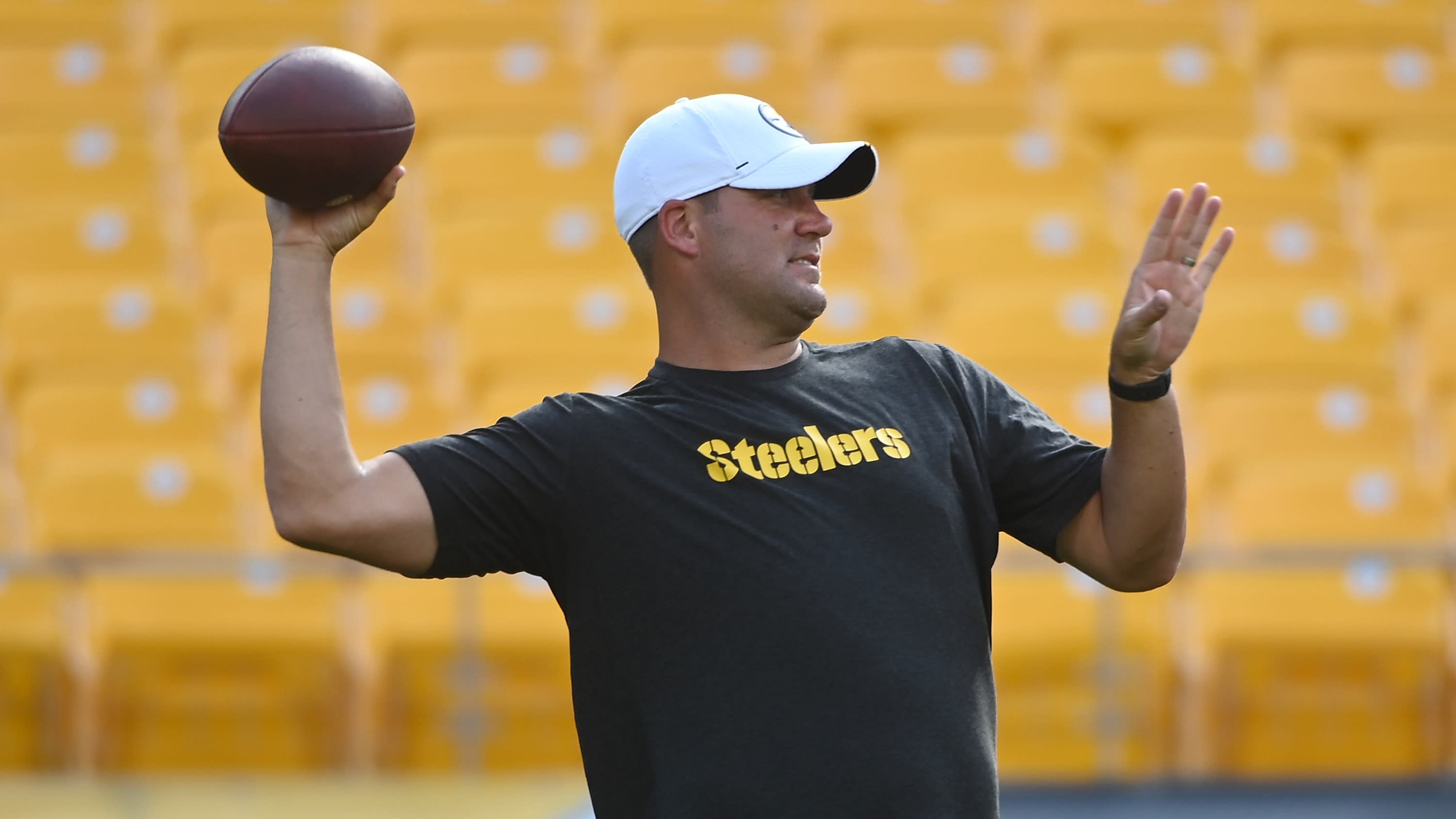 Ben Roethlisberger says son wants a James Conner jersey for