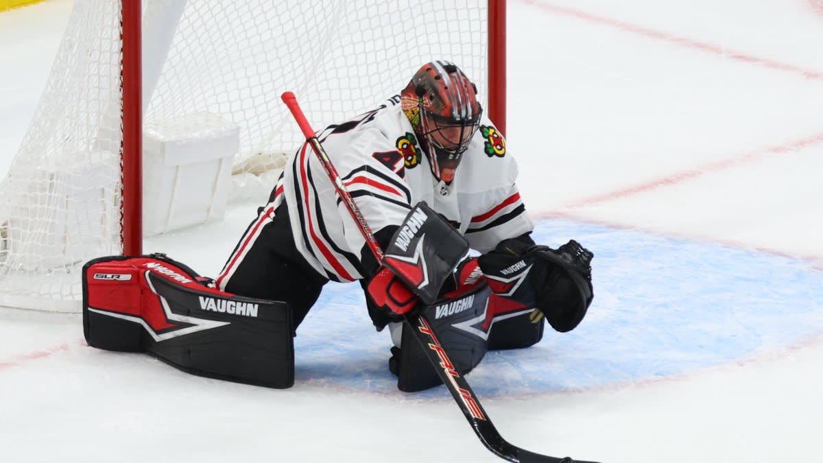 Blackhawks goalie Arvid Soderblom allows only 1 goal on 35 shots