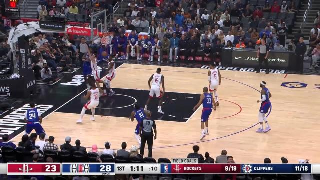 Terance Mann with a last basket of the period vs the Houston Rockets